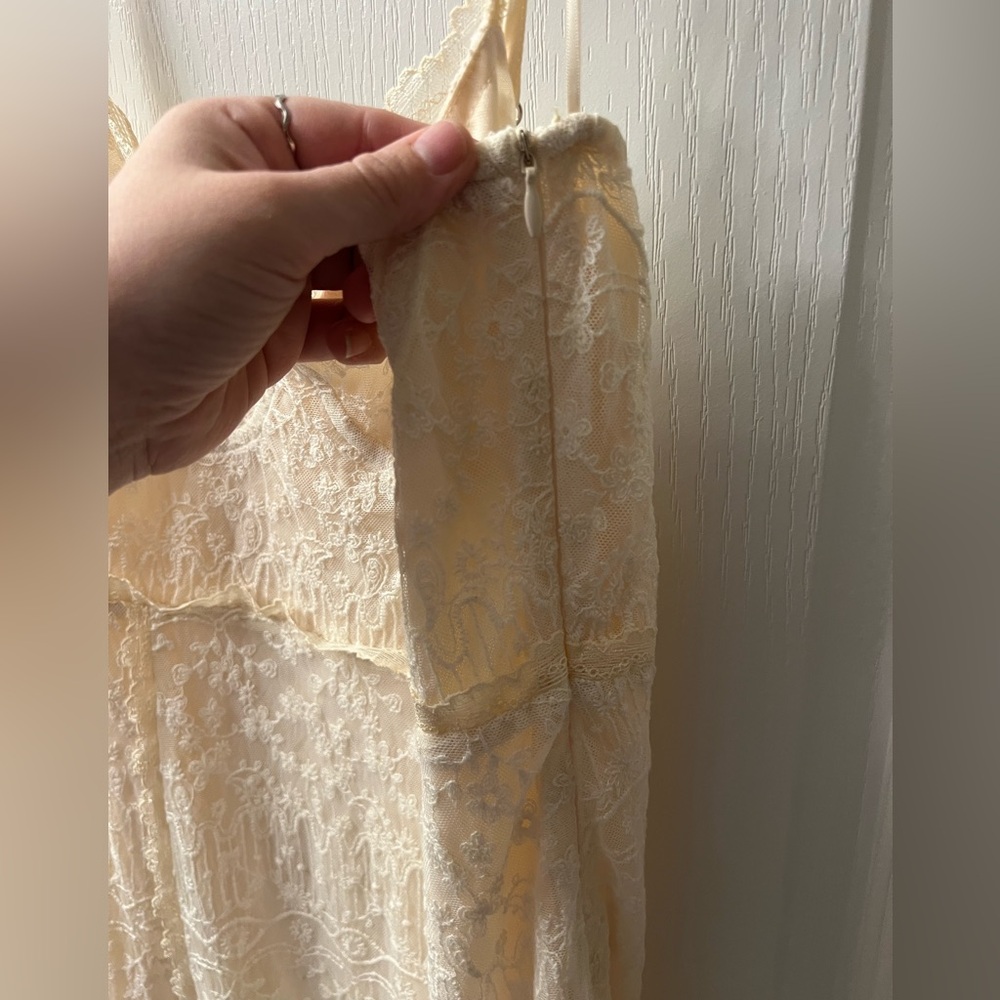 Free the Roses Cream Lace Dress - Picture 4 of 6